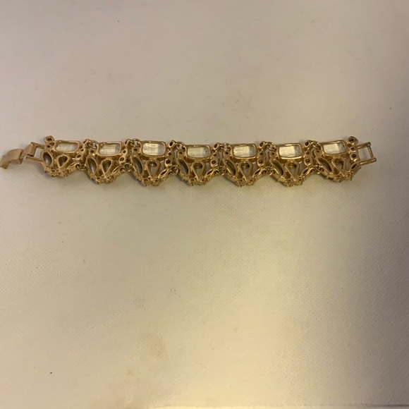 J.Crew Gold Tone Crystal Statement Bracelet 6.75” - Picture 5 of 5
